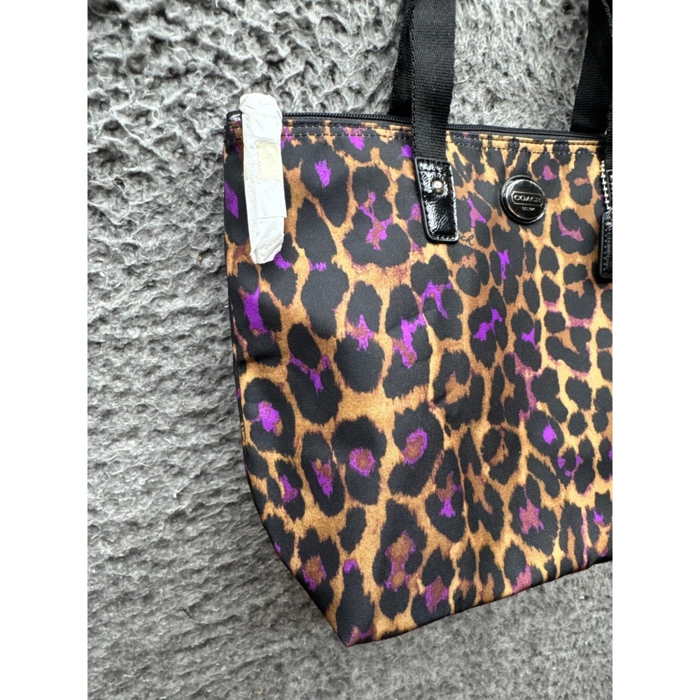 NWT Coach Leopard Print Nylon Weekender Tote Bag Multicolor w/ Pouch 11 x 8.5 - Picture 5 of 11
